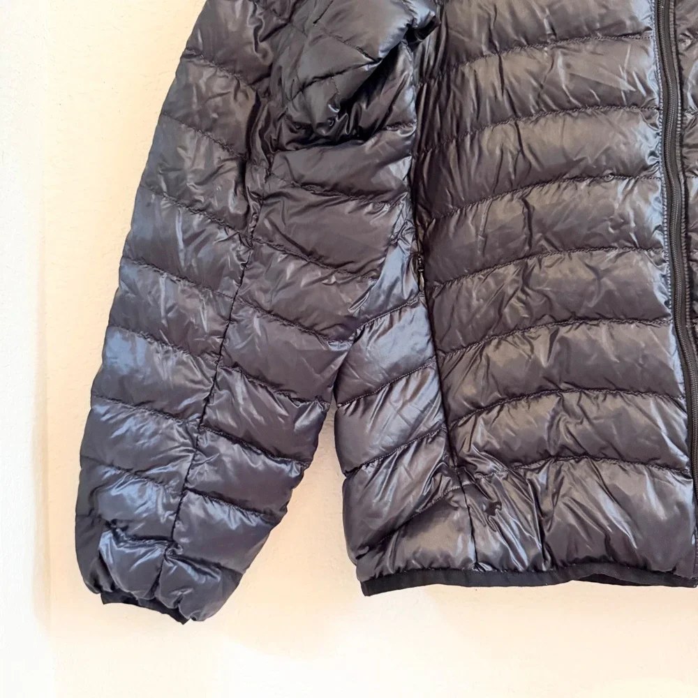 Uniqlo SPRZ NY Andy Warhol Ultra Light Down Jacket Black Mens Small Skull Print